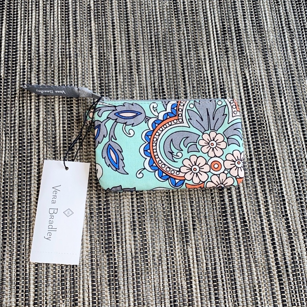 Vera Bradley Wallet & ID Holder - Picture 1 of 2
